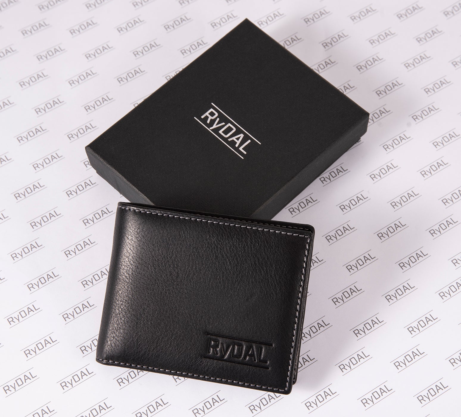 Mens Leather Wallet with Coin Pocket from Rydal in 'Black/Grey' with Giftbox.