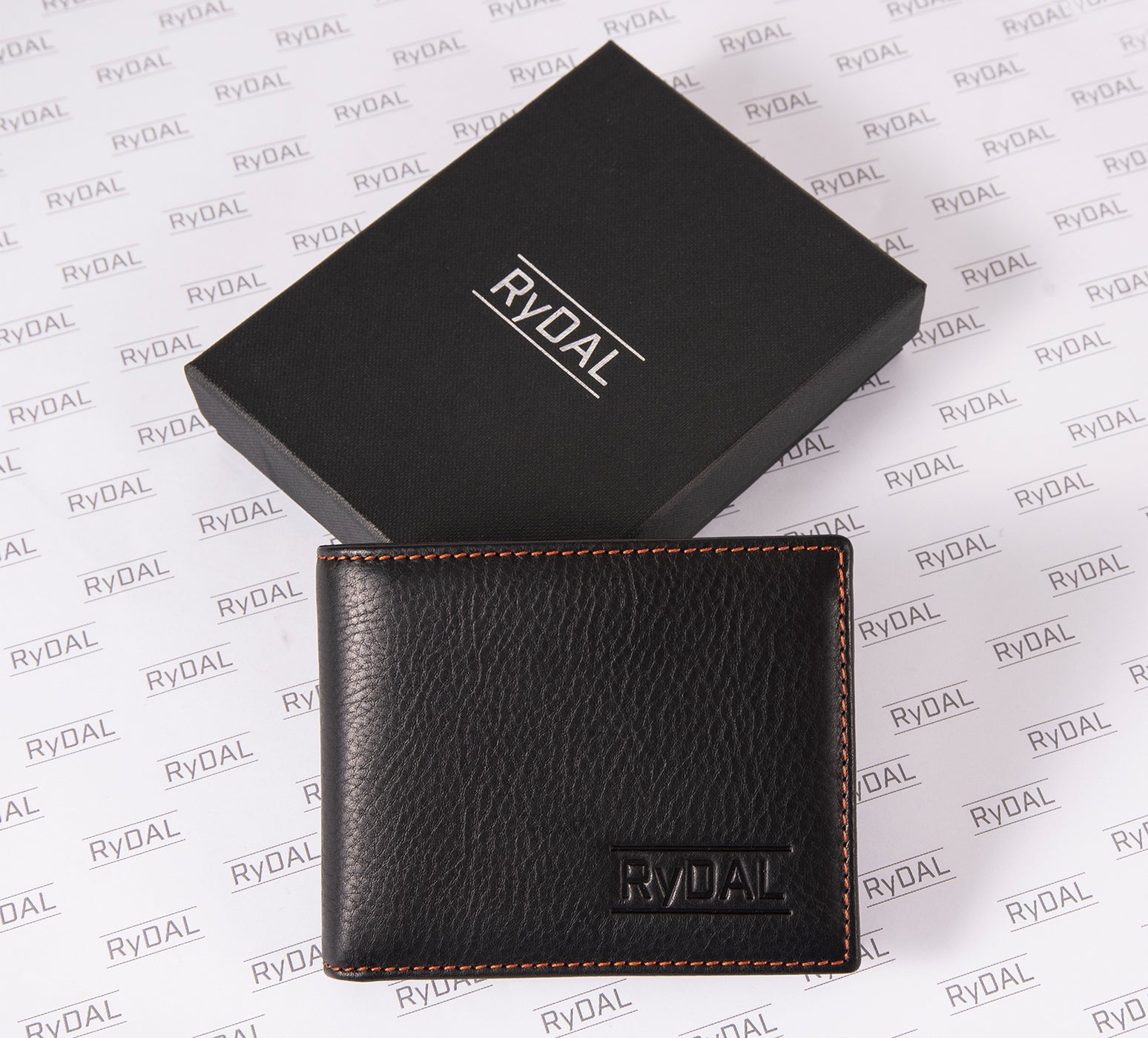 Mens Leather Wallet with Coin Pocket from Rydal in 'Black/Rust' with Giftbox.