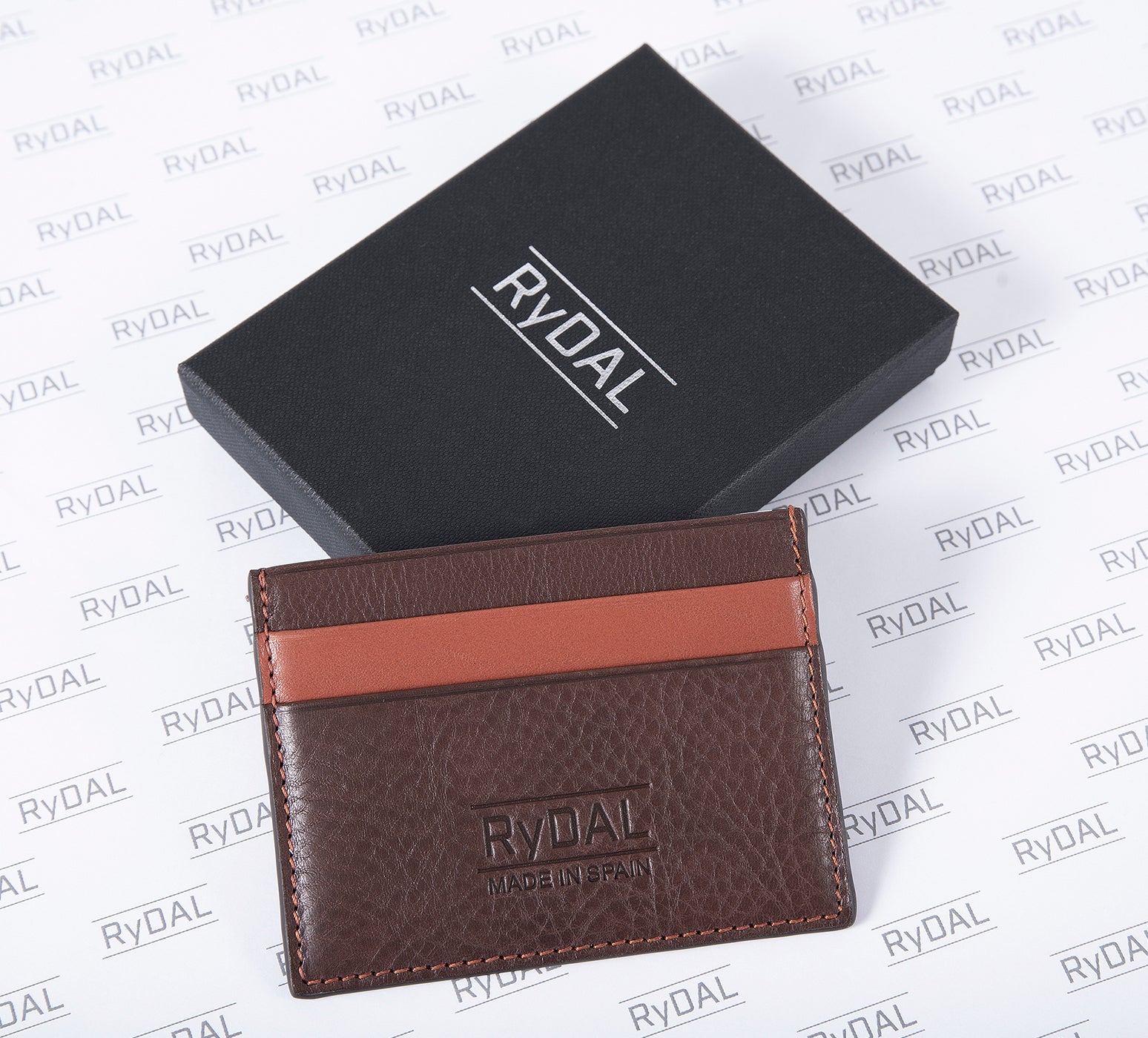 Mens Leather Card Holder in 'Dark Brown/Rust' with Giftbox.