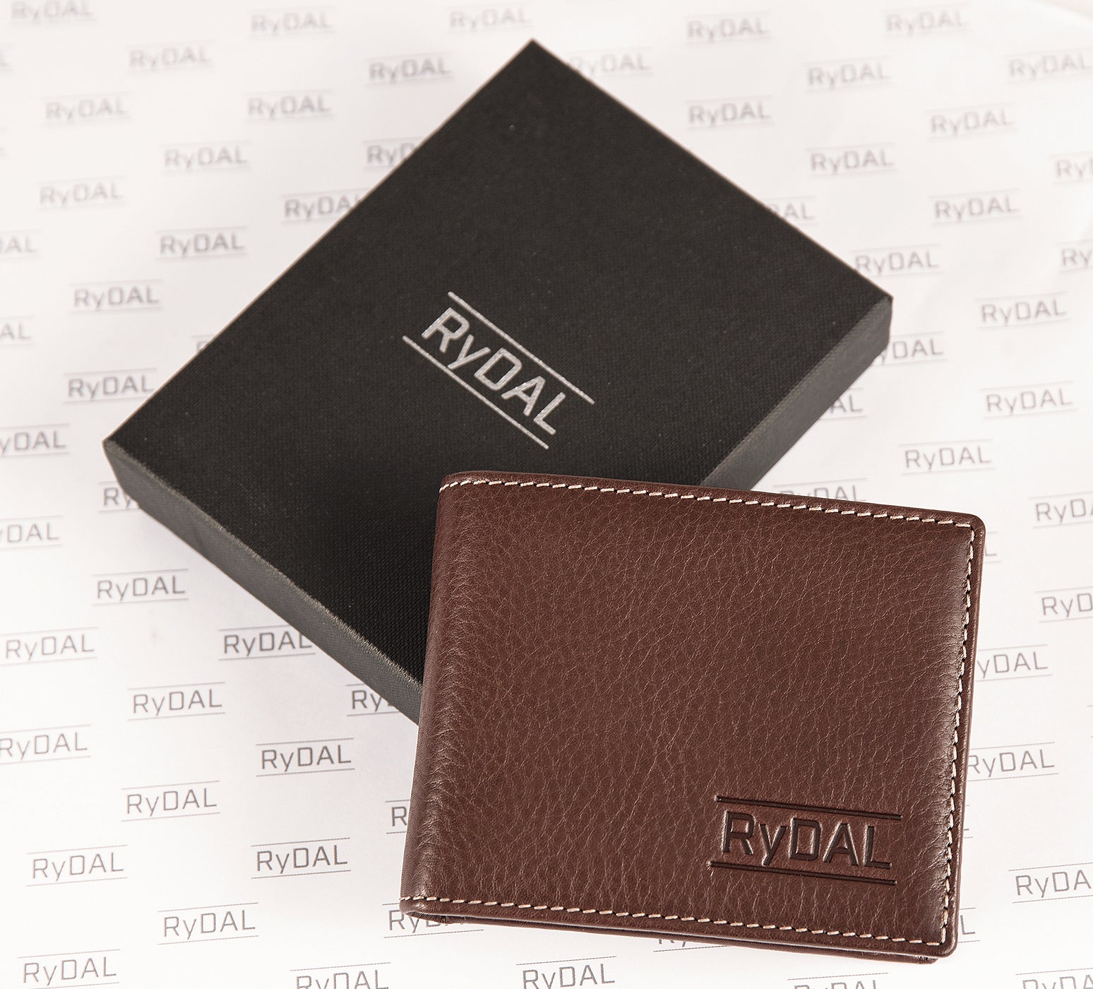 Mens Leather Wallet with Coin Pocket from Rydal in 'Dark Brown' with Giftbox.