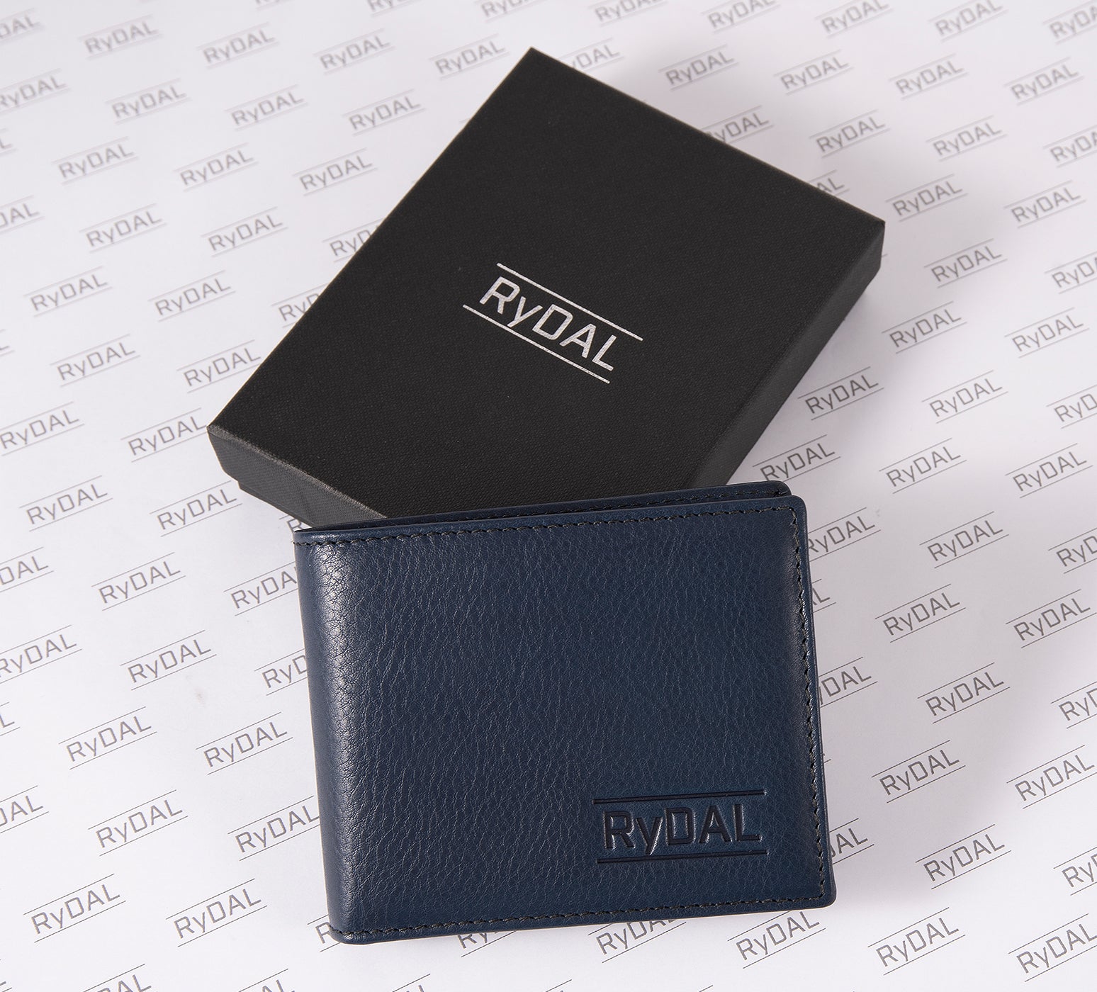 Mens Leather Wallet with Coin Pocket from Rydal in 'Royal Blue/Black' with Giftbox.